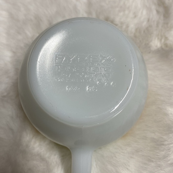 Vintage Pyrex and Corning butterfly gold dishes butter sugar creamer - Picture 8 of 15